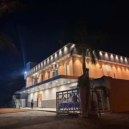 Jp Garden & Lawn Otel Sasupāda Dış mekan fotoğraf